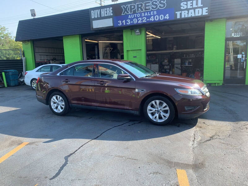 2010 Ford Taurus for sale at Xpress Auto Sales in Roseville MI