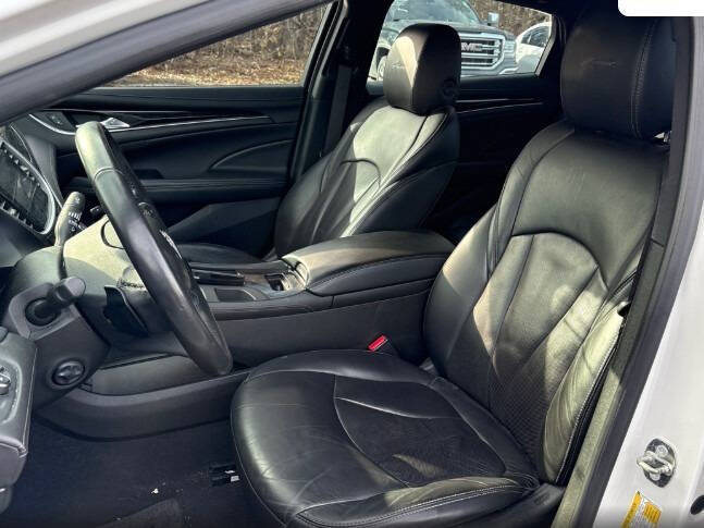 2018 Buick LaCrosse Avenir