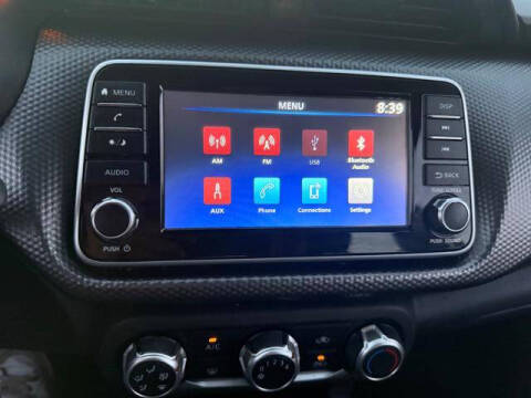 2020 Nissan Kicks S