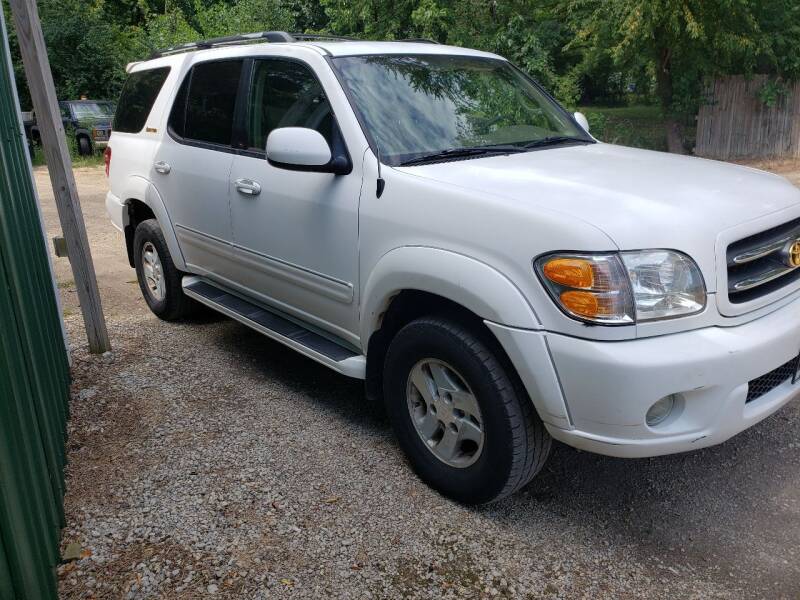 2002 Toyota Sequoia for sale at Northwoods Auto & Truck Sales in Machesney Park IL