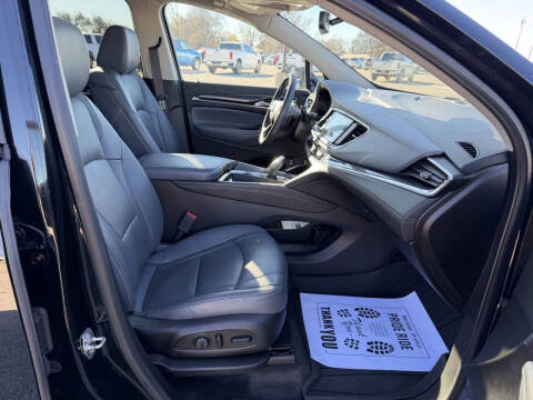 2020 Buick Enclave Essence