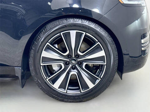 2023 Land Rover Range Rover P530 SE LWB