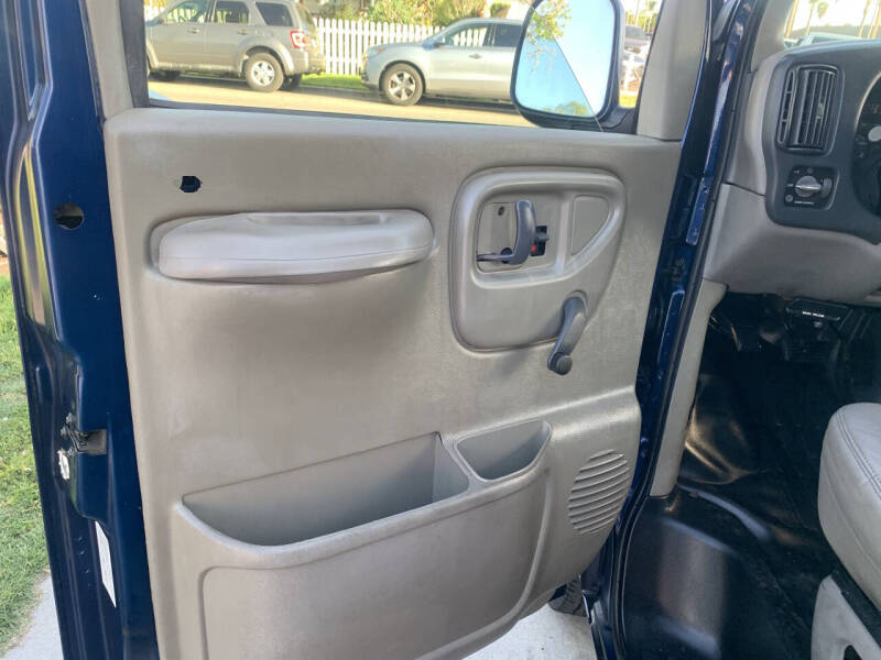 2000 Chevrolet Express G1500