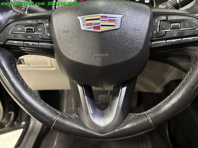 2019 Cadillac XT4 Premium Luxury