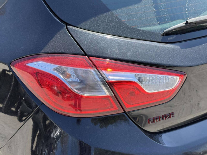 2018 Chevrolet Cruze LT Auto