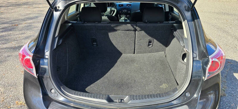 2013 Mazda MAZDA3 i Touring