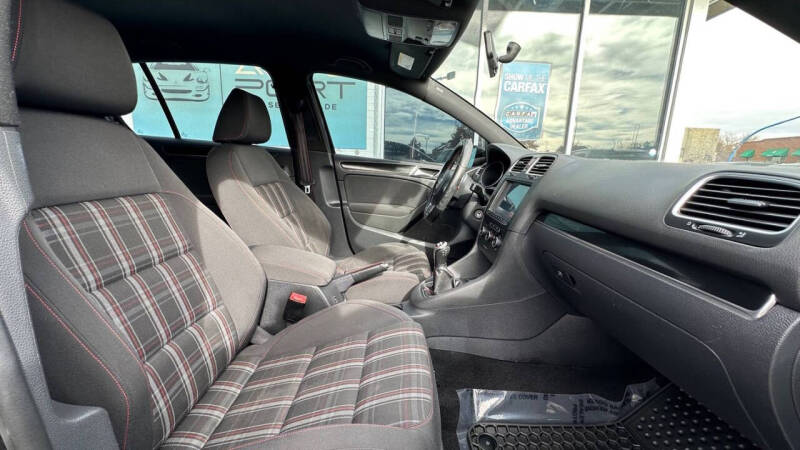 2014 Volkswagen GTI Wolfsburg Edition PZEV