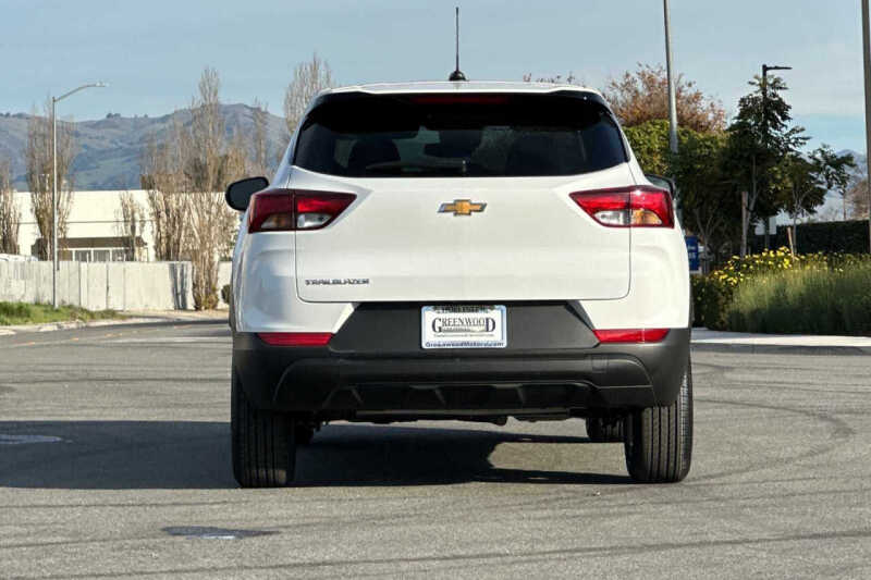 2026 Chevrolet TrailBlazer LS