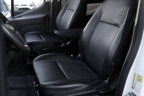 2022 Ford Transit 250