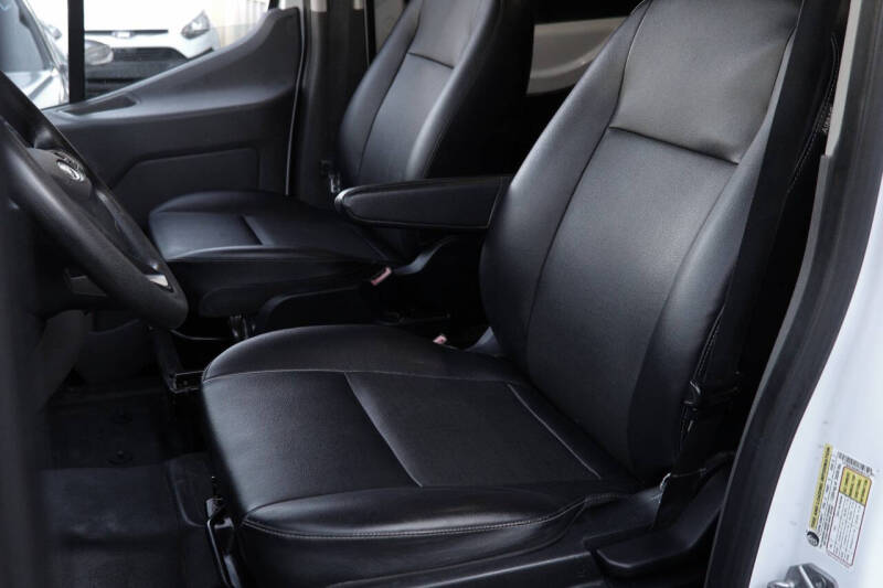 2022 Ford Transit 250