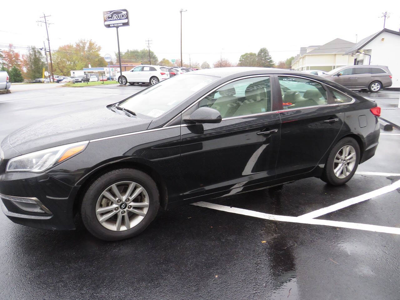 2015 Hyundai SONATA for sale at Colbert's Auto Outlet in Hickory, NC