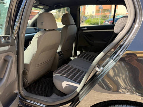 2009 Volkswagen GTI Base PZEV
