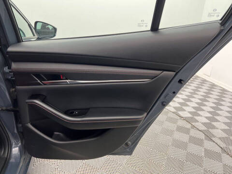 2025 Mazda Mazda3 Sedan 2.5 S Carbon Edition