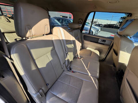 2011 Ford Expedition EL XLT