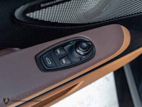 2025 Aston Martin Vanquish