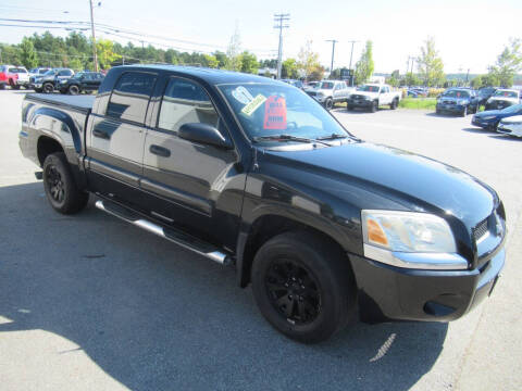2007 Mitsubishi Raider LS