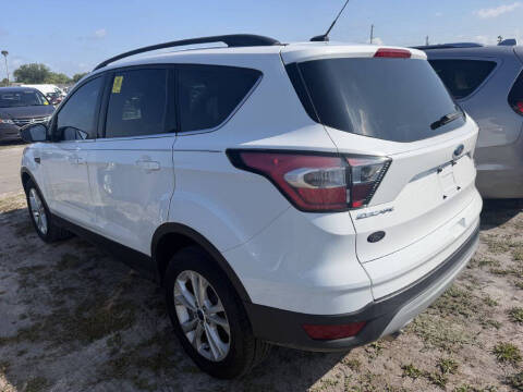 2017 Ford Escape SE