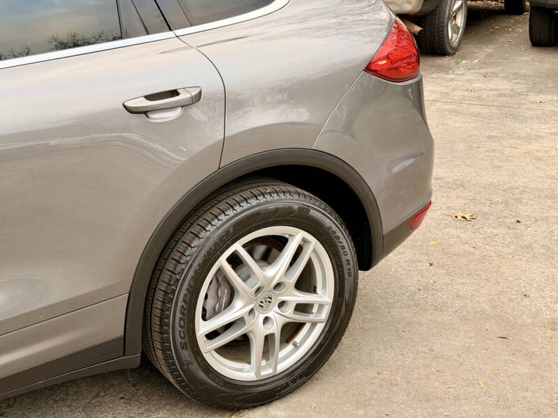 2013 Porsche Cayenne