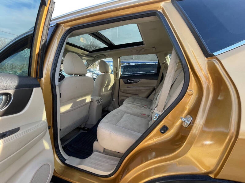 2015 Nissan Rogue SV