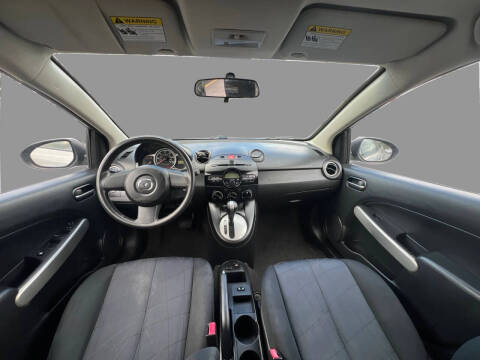 2013 Mazda MAZDA2 Sport