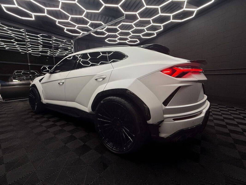 2019 Lamborghini Urus