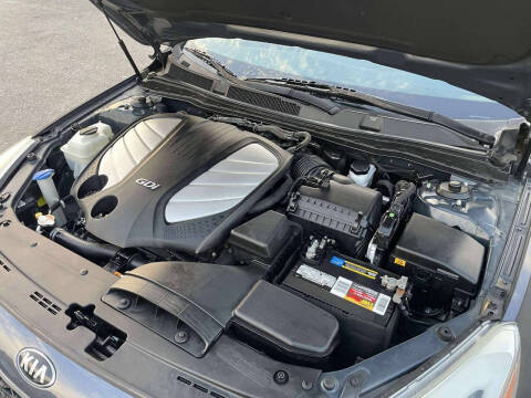 2015 Kia Cadenza Premium