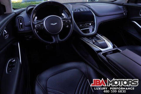 2021 Aston Martin DBX