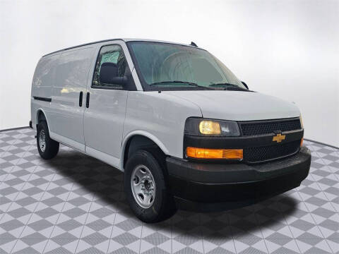 2025 Chevrolet Express 3500