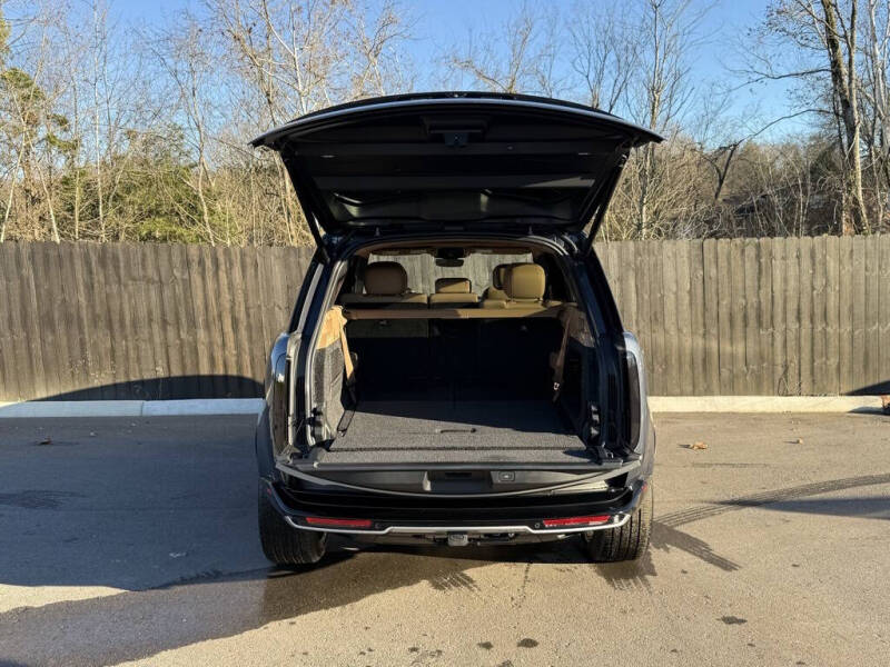 2025 Land Rover Range Rover P400 SE LWB