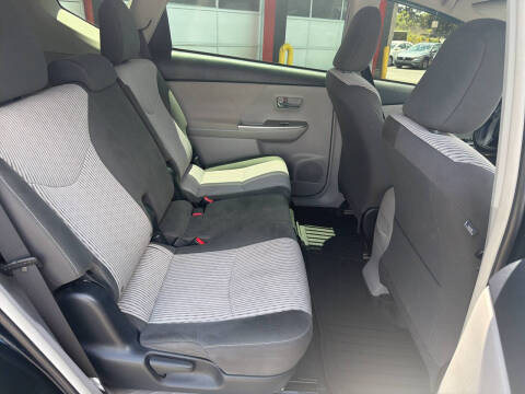 2017 Toyota Prius v Two