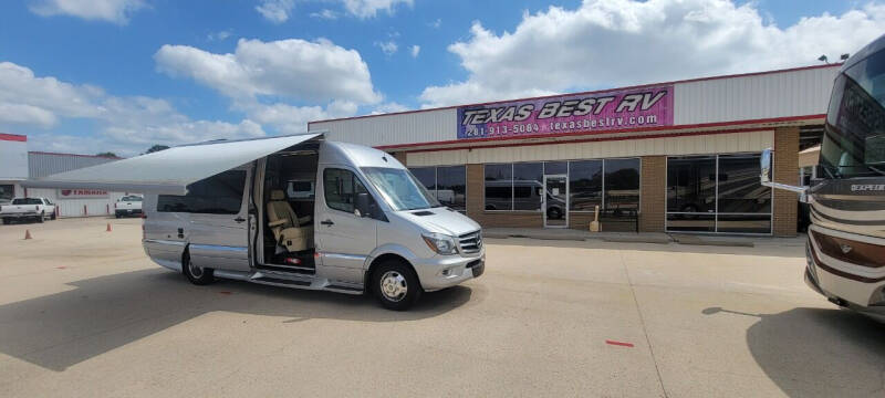 2017 Winnebago ERA M170X for sale at Texas Best RV in Houston TX