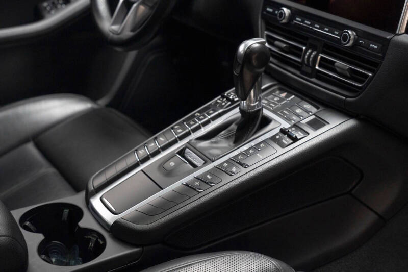 2020 Porsche Macan