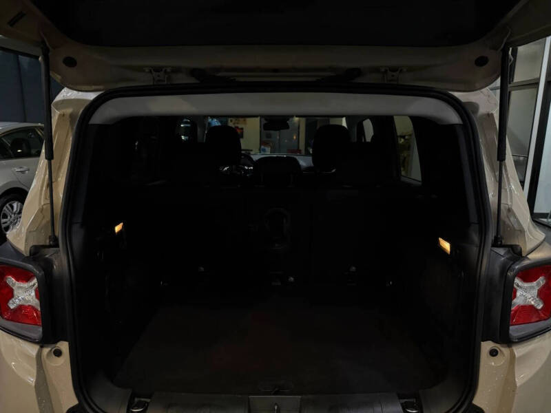 2016 Jeep Renegade Trailhawk