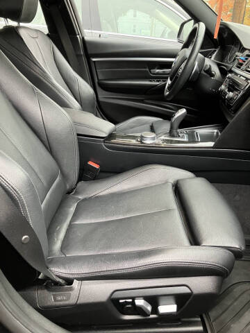 2018 BMW 3 Series 330i xDrive