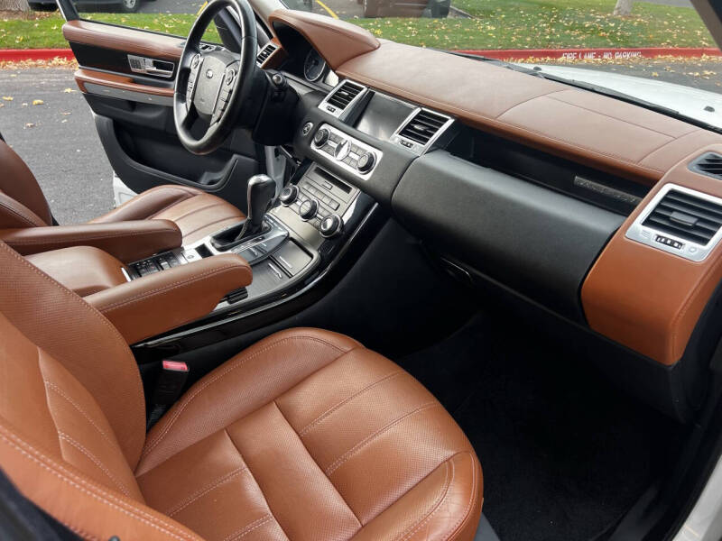 2013 Land Rover Range Rover Sport HSE LUX