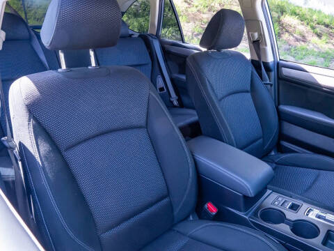 2019 Subaru Outback 2.5i