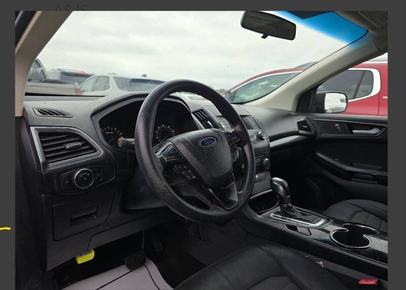 2016 Ford Edge SE