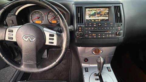 2005 Infiniti FX35