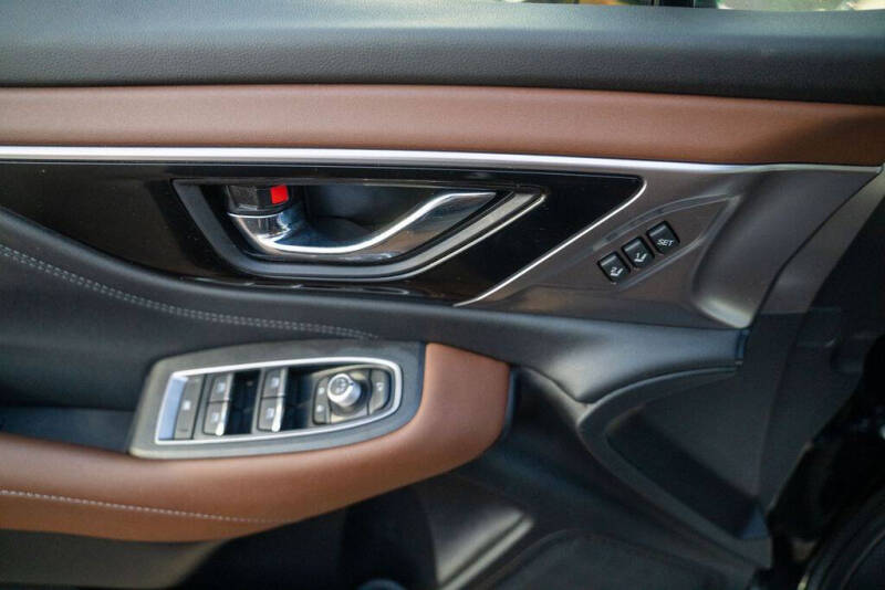 2025 Subaru Outback Touring XT