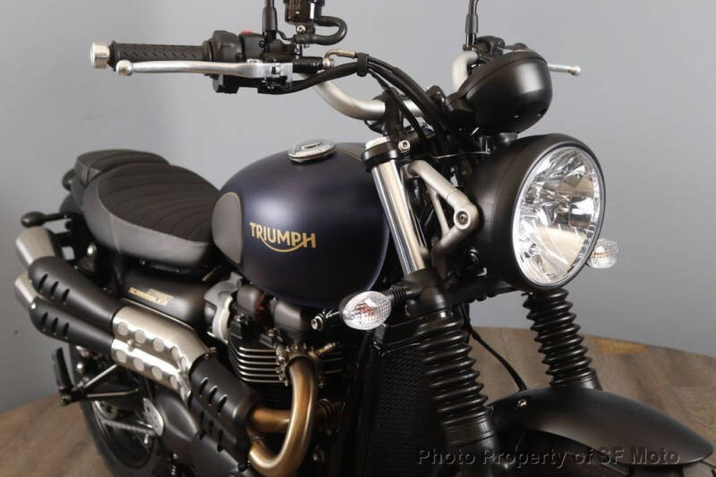 2022 Triumph Street Scrambler Gold Line for sale in San Francisco, CA