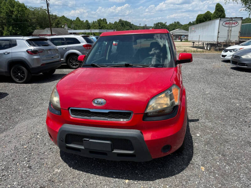 2011 Kia Soul +
