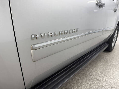 2013 Chevrolet Avalanche LTZ Black Diamond