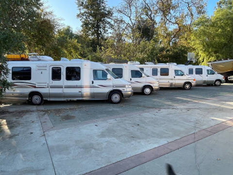 2004 Winnebago Rialta 22HD