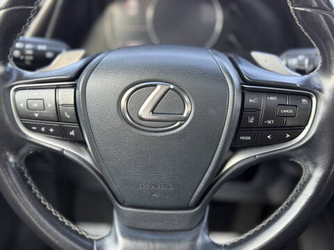 2019 Lexus ES 350 Luxury