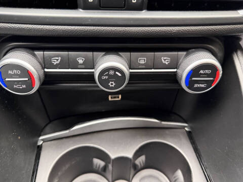 2017 Alfa Romeo Giulia