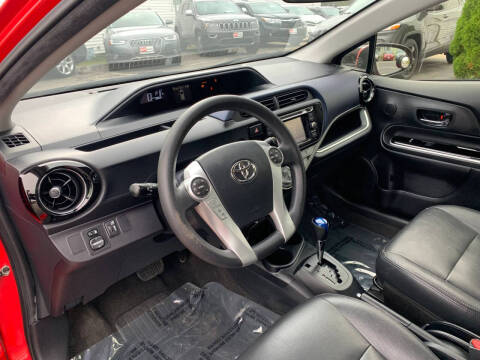 2015 Toyota Prius c