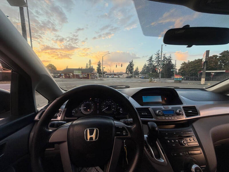 2011 Honda Odyssey LX