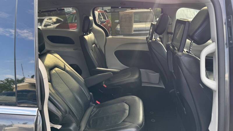 2018 Chrysler Pacifica Touring L Plus