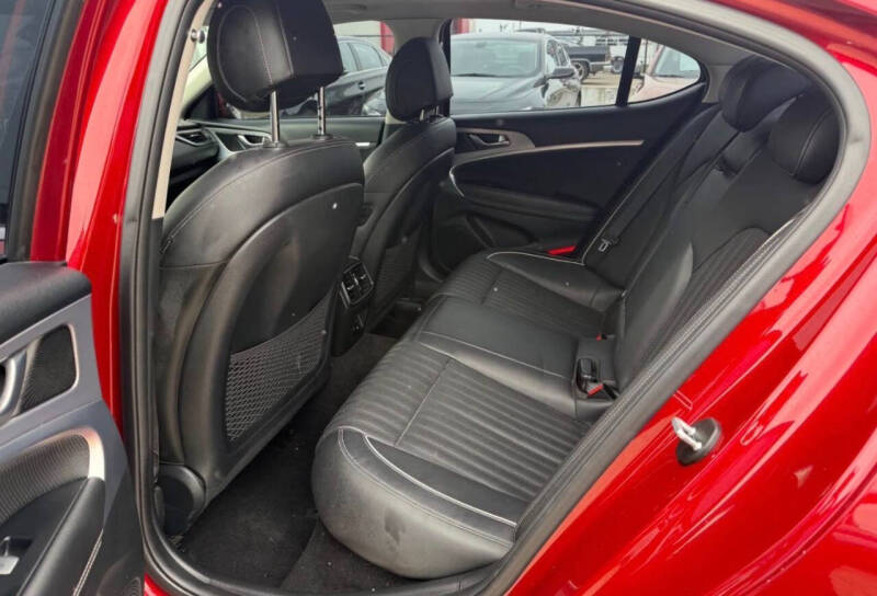 2020 Genesis G70 2.0T