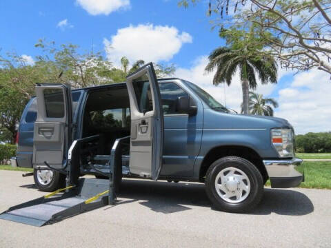 2013 Ford E-Series E-150 XLT